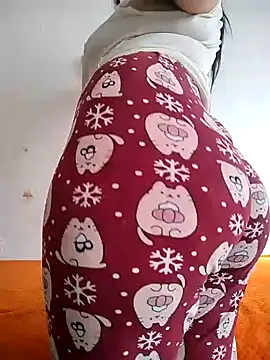 Snapshot of Dalou3a69 chatting on 12.29.24 Dalou3a69 online show from 12.29.24