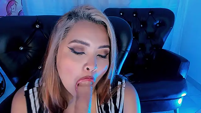 Snapshot of Agatha_humidity chatting on 01.07.25 Agatha humidity online show from 01.07.25