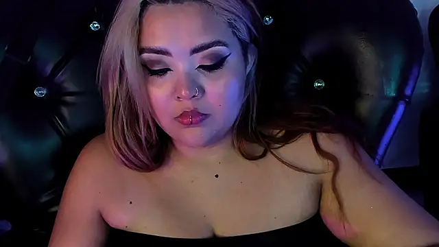 Snapshot of Agatha_humidity chatting on 01.16.25 Agatha humidity online show from 01.16.25