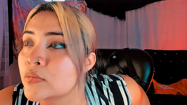 Snapshot of Agatha_humidity chatting on 02.06.25 Agatha humidity online show from 02.06.25