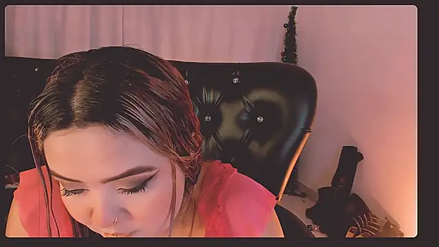 Snapshot of Agatha_humidity chatting on 03.22.25 Agatha humidity online show from 03.22.25