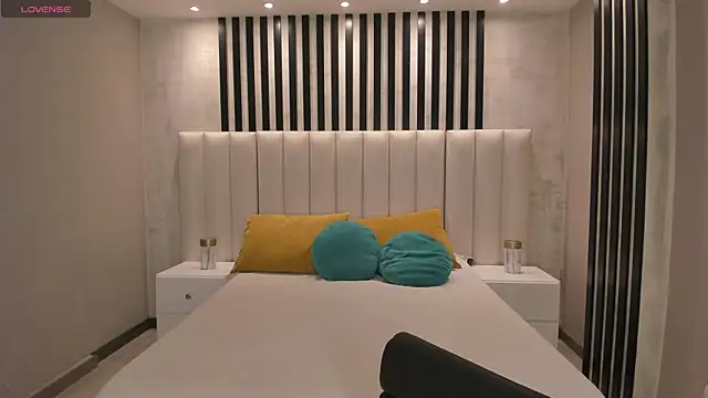 GiaFerrara online show from 02.05.25