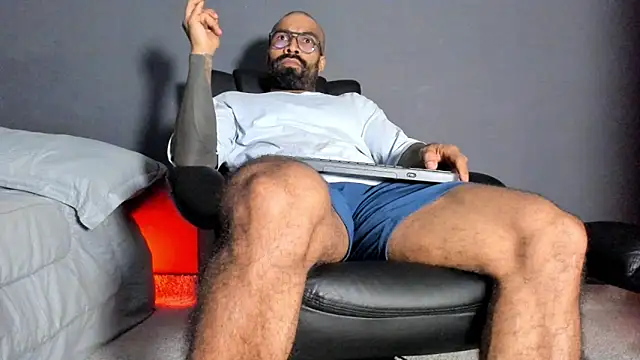 Brock hurn1 online show from 12.04.25