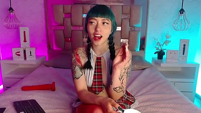 GigiVolkova online show from 02.02.25