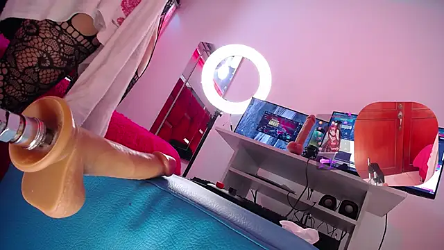 CamilaVegas  online show from 01.20.25