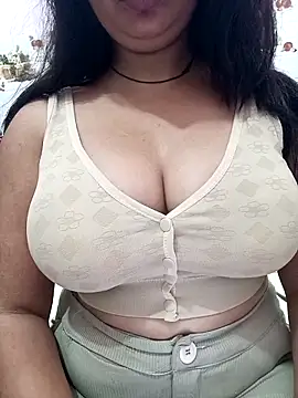 cute-mahek online show from 02.22.26