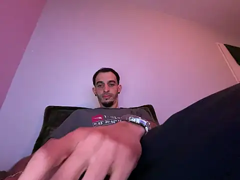 Rebeu313 online show from 03.22.26