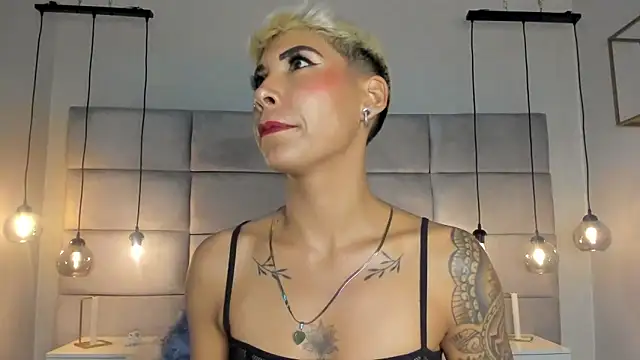 MiaMorgan  online show from 01.14.25