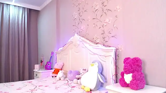 lilianbee online show from 04.18.26