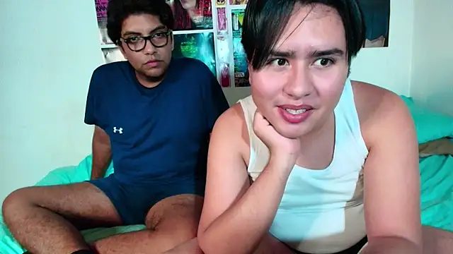 Snapshot of shinji-18 chatting on 11.08.25 shinji-18 online show from 11.08.25