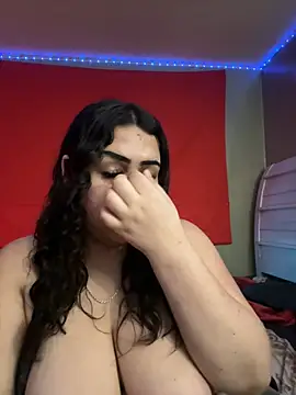 Snapshot of iTrapXXXBACKUP chatting on 01.12.25 iTrapXXXBACKUP online show from 01.12.25