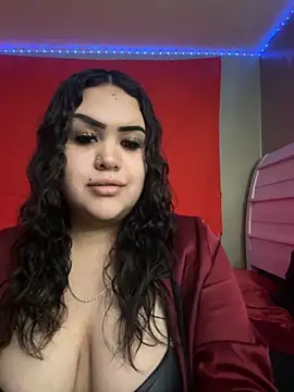 Snapshot of iTrapXXXBACKUP chatting on 01.14.25 iTrapXXXBACKUP online show from 01.14.25