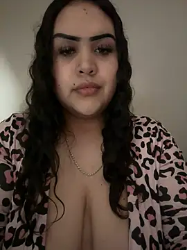 Snapshot of iTrapXXXBACKUP chatting on 03.05.25 iTrapXXXBACKUP online show from 03.05.25