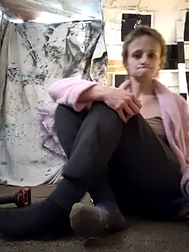 Snapshot of bebbedoll69 chatting on 03.15.25 bebbedoll69 online show from 03.15.25