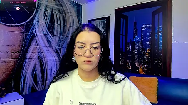 Violetaa diazz online show from 02.15.25