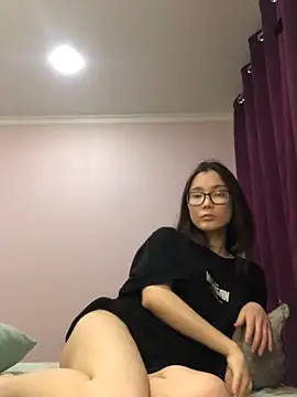 Milka23 online show from 12.24.24