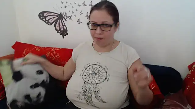 LadyHellene online show from 03.06.25