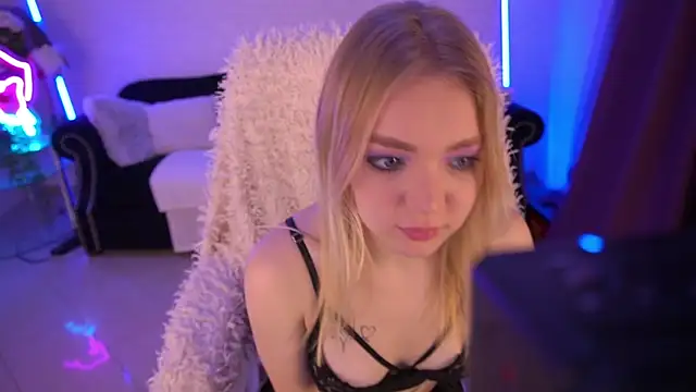 EmilySunshineS online show from 01.05.25