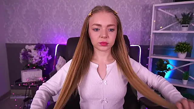 EmilySunshineS online show from 12.14.25