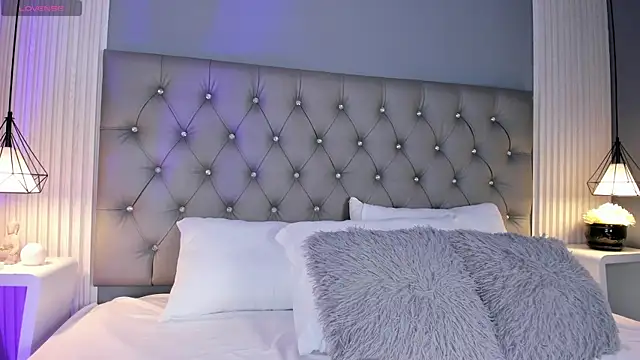 VioletthaRous online show from 03.24.26