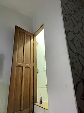 Carolinen online show from 01.14.25