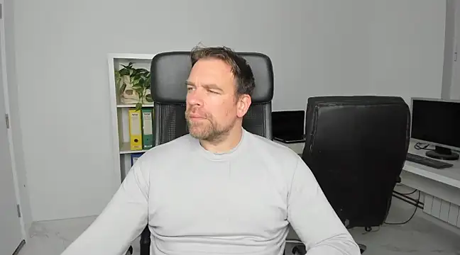 John-E-Dough online show from 12.03.24