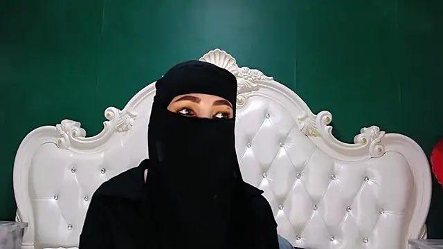 Snapshot of Hajar_Kar chatting on 02.21.25 Hajar Kar online show from 02.21.25