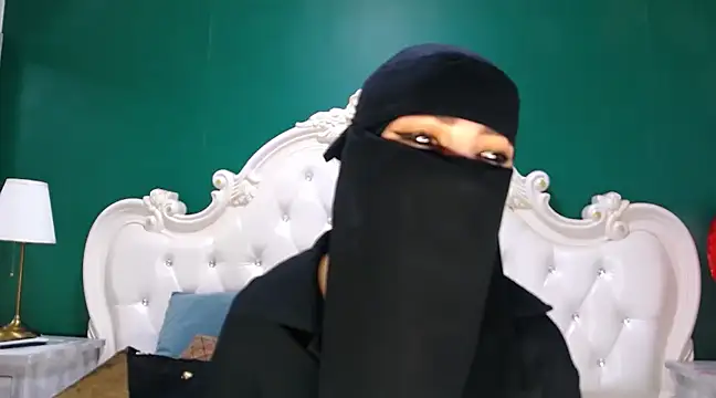 Snapshot of Hajar_Kar chatting on 03.05.25 Hajar Kar online show from 03.05.25