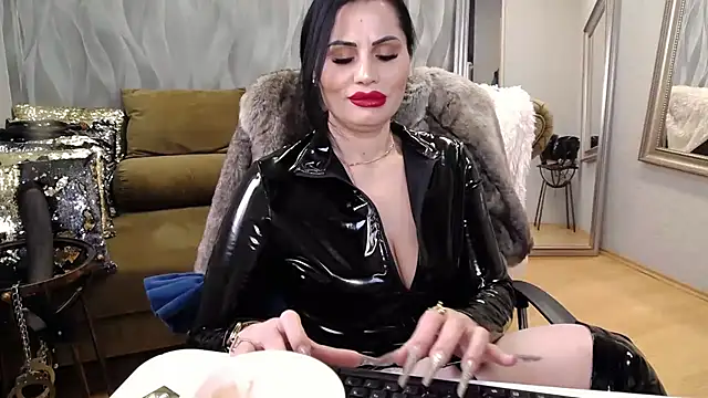 Sara Poison online show from 03.21.26