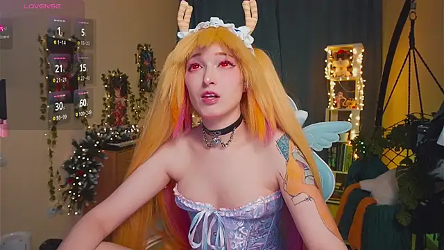 Snapshot of koshkasenpai chatting on 01.04.25 koshkasenpai online show from 01.04.25