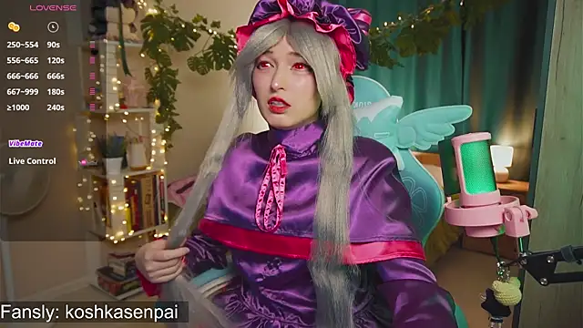 Snapshot of koshkasenpai chatting on 02.16.25 koshkasenpai online show from 02.16.25