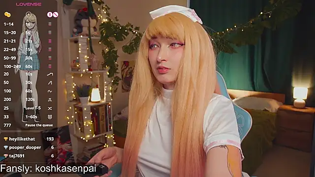 Snapshot of koshkasenpai chatting on 02.26.25 koshkasenpai online show from 02.26.25