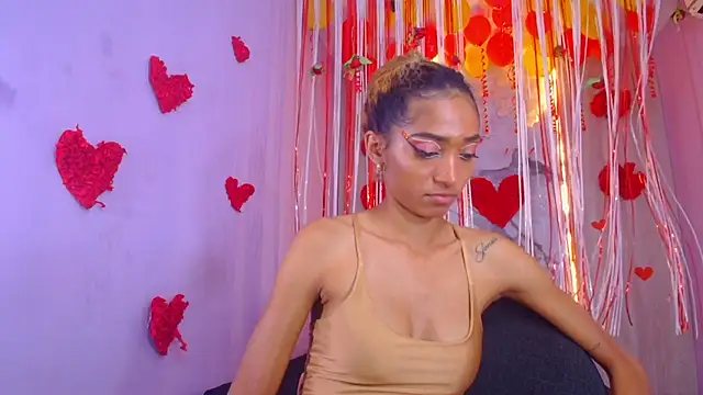 Charlotte Love10 online show from 02.12.25