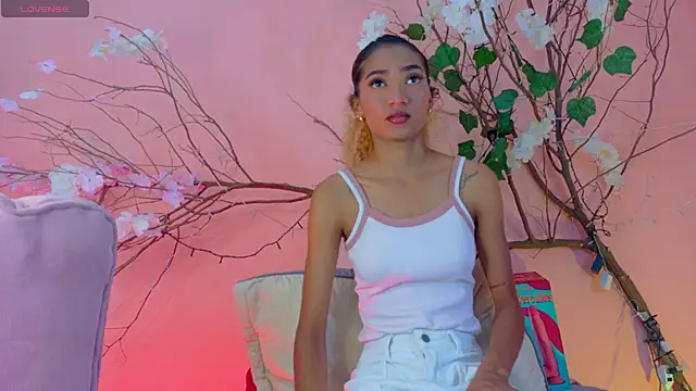 Charlotte Love10 online show from 04.09.26