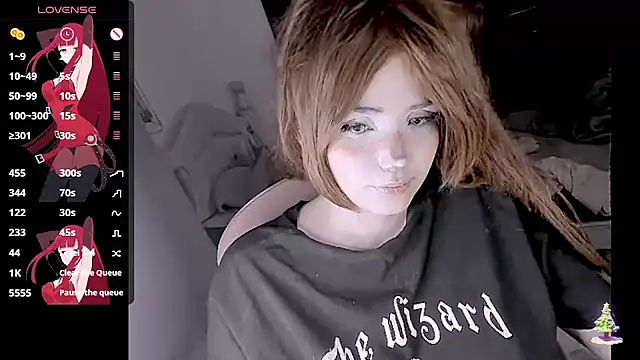 Snapshot of madokapruriens chatting on 12.15.25 madokapruriens online show from 12.15.25