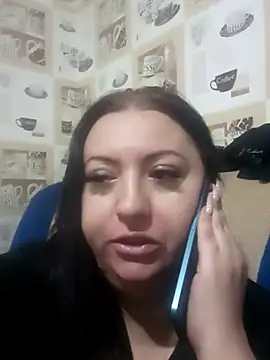 Snapshot of Veronica-Celie chatting on 01.05.25 Veronica-Celie online show from 01.05.25