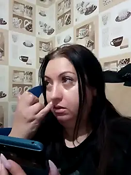 Snapshot of Veronica-Celie chatting on 01.05.25 Veronica-Celie online show from 01.05.25