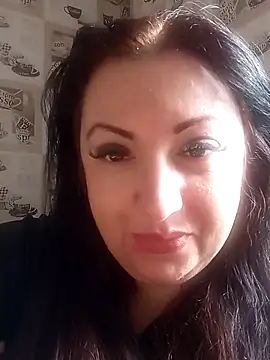 Snapshot of Veronica-Celie chatting on 02.09.25 Veronica-Celie online show from 02.09.25