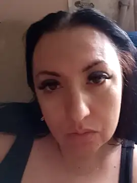 Snapshot of Veronica-Celie chatting on 11.06.25 Veronica-Celie online show from 11.06.25