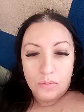 Snapshot of Veronica-Celie chatting on 11.14.25 Veronica-Celie online show from 11.14.25