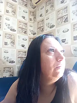 Snapshot of Veronica-Celie chatting on 04.06.26 Veronica-Celie online show from 04.06.26
