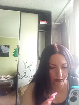 Snapshot of Veronica-Celie chatting on 05.01.26 Veronica-Celie online show from 05.01.26