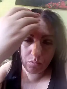 Snapshot of Veronica-Celie chatting on 05.29.26 Veronica-Celie online show from 05.29.26