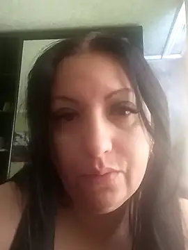 Snapshot of Veronica-Celie chatting on 05.31.26 Veronica-Celie online show from 05.31.26