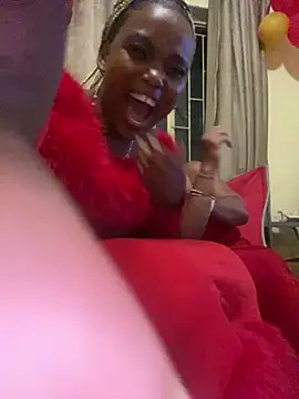 Pearl 00 online show from 02.14.26