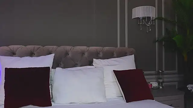 AnnieStylesx online show from 12.05.25