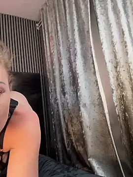 MilaMaaay online show from 10.01.25