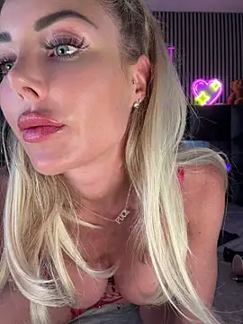 MilaMaaay online show from 07.22.26