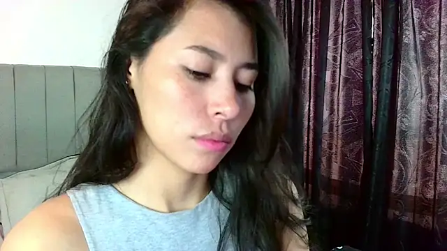  joy yva online show from 12.08.24