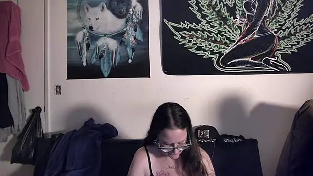 Snapshot of TheGoldenLotus chatting on 03.20.25 TheGoldenLotus online show from 03.20.25